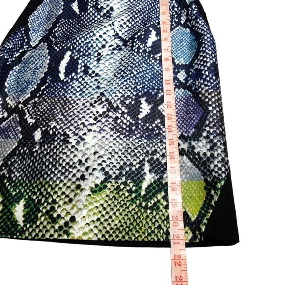 DIANE von FURSTENBERG Black Python Print Wool & Silk Mae Mikado Pencil Skirt 4 - Picture 7 of 11